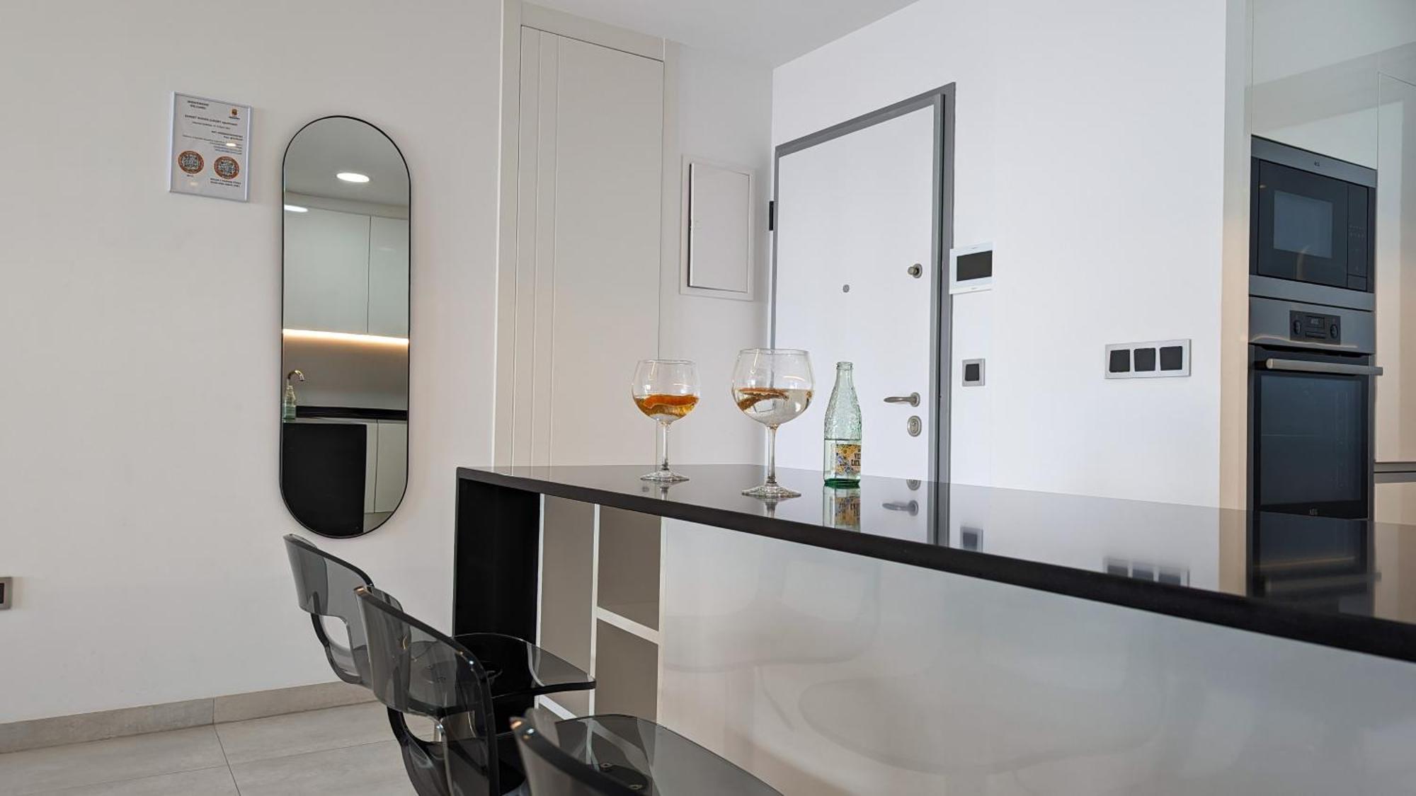 Sunset Waves Luxury Apartment Benidorm Exterior foto