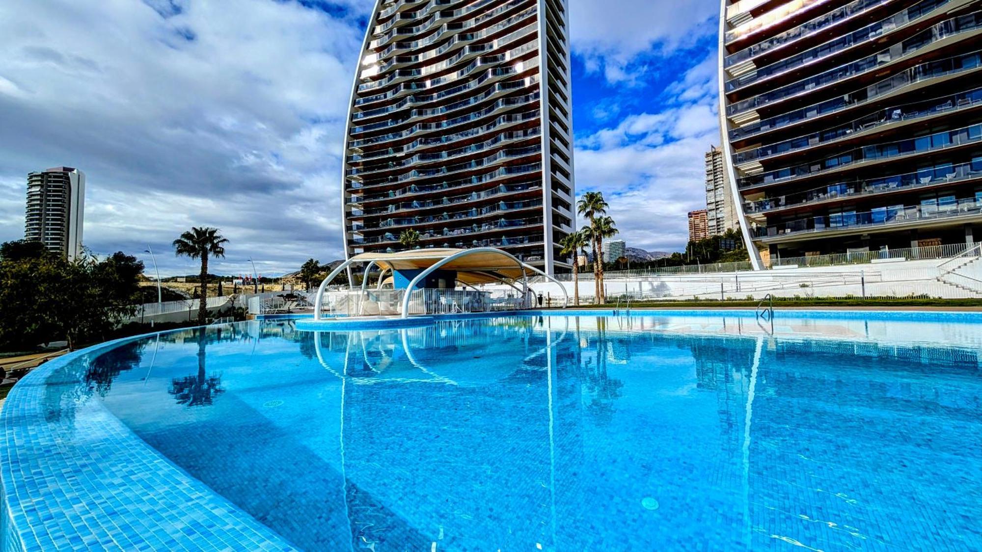 Sunset Waves Luxury Apartment Benidorm Exterior foto